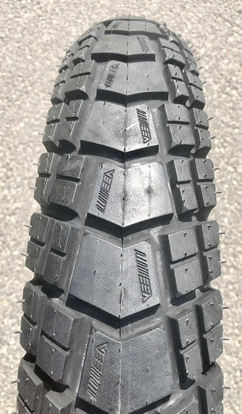 204 E-Huntsman Fatbike-Reifen 20 x 4.0 Zoll rein schwarz