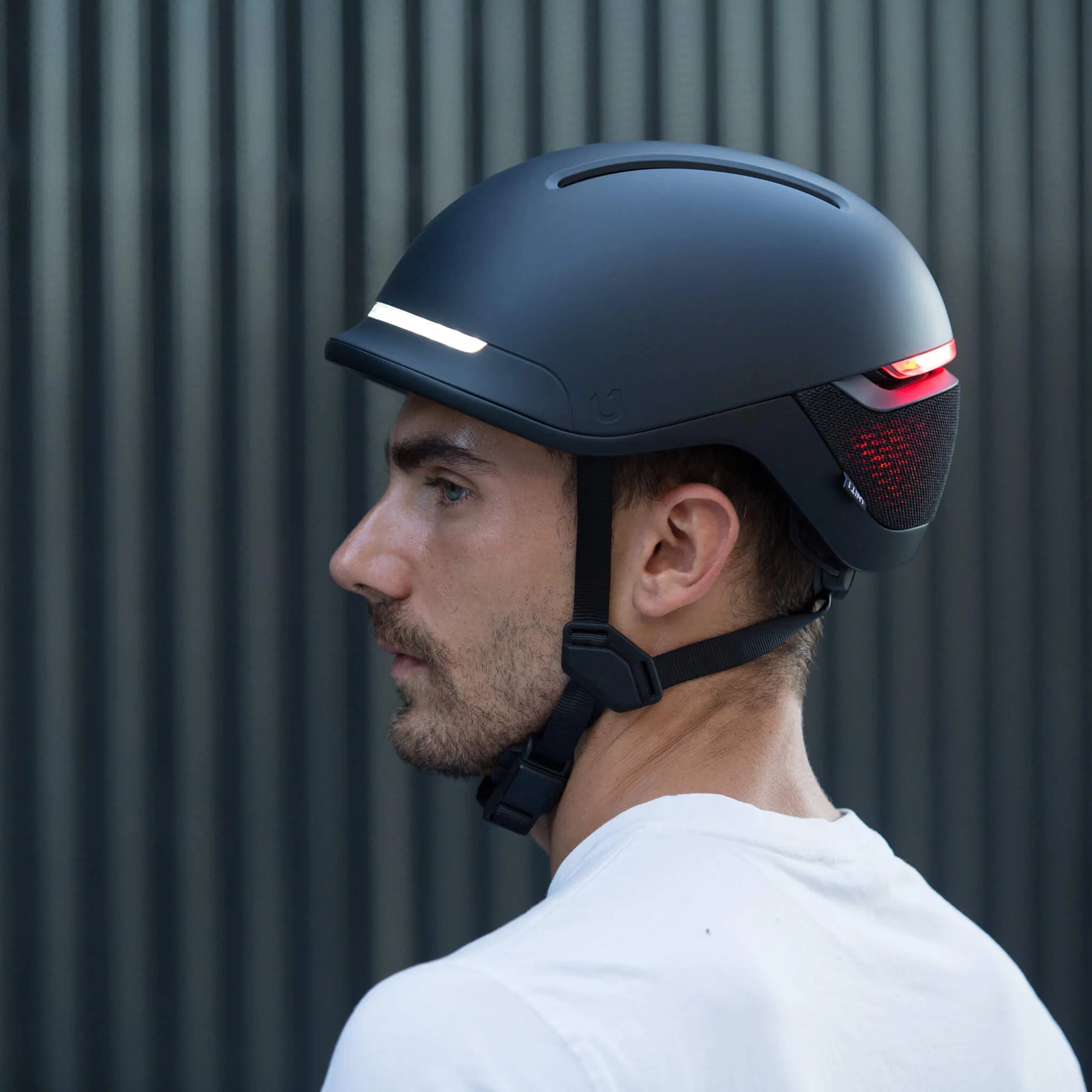 Casco de bicicleta inteligente "Faro" de Unit1 - Negro